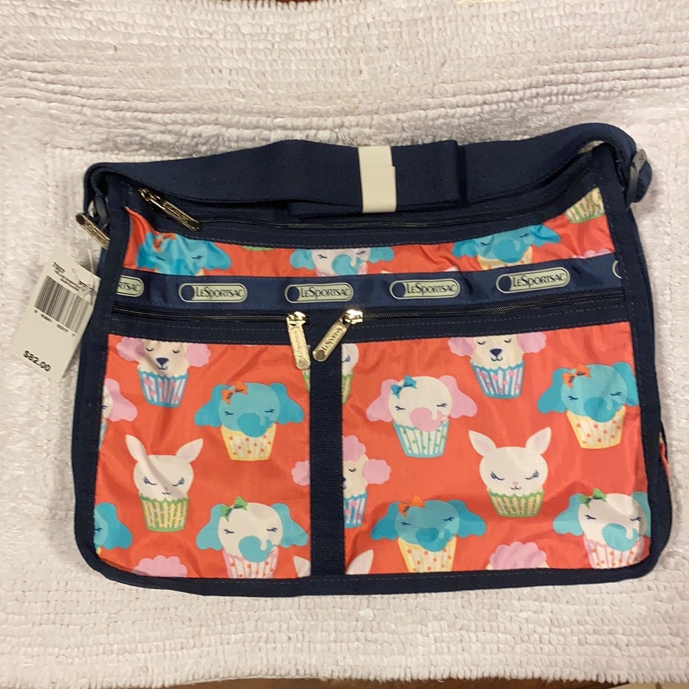 LeSportsac Deluxe Everyday Handbag (Babycakes)